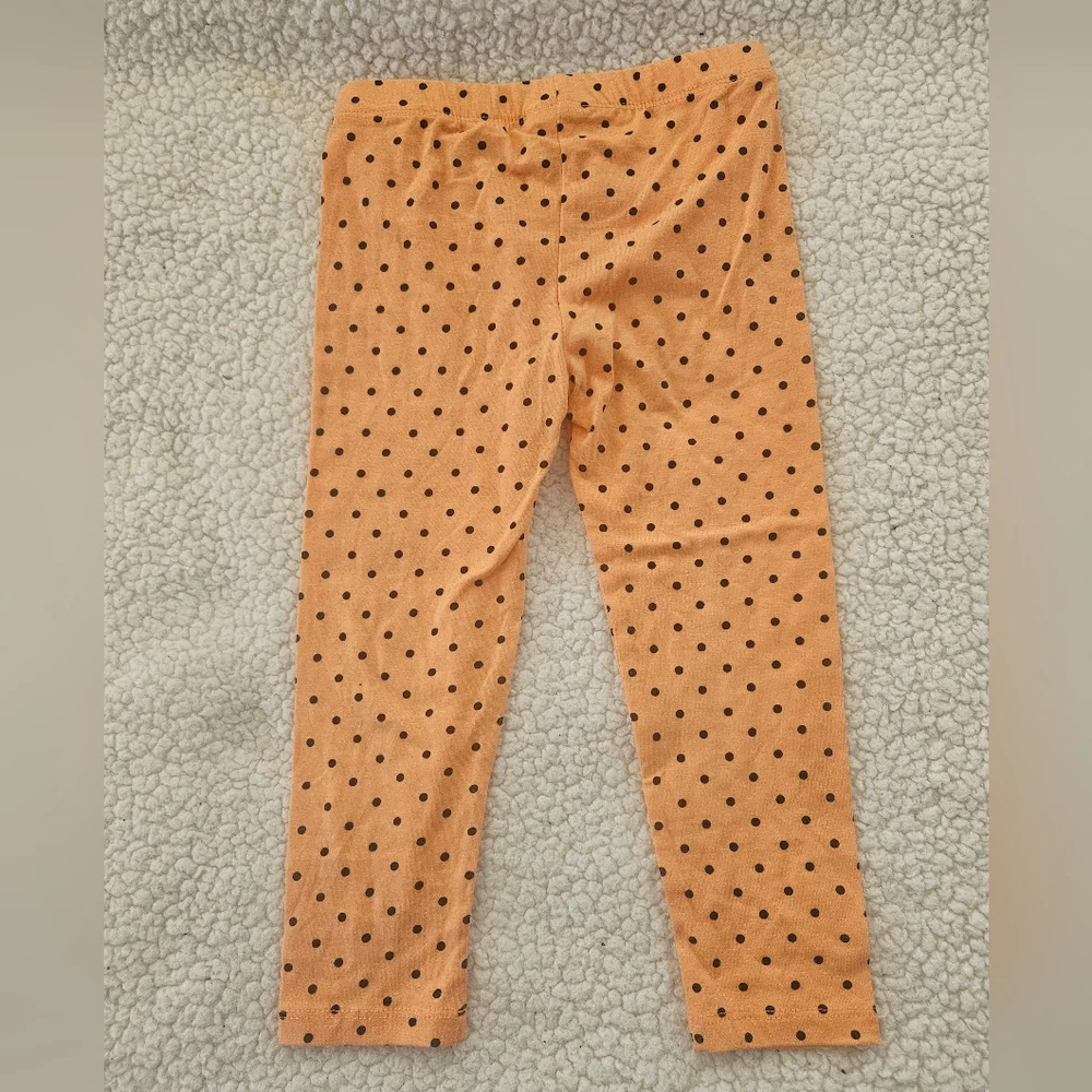 Kensie Girl black pumpkin sweater and orange & black polka dot pants size 4T‎